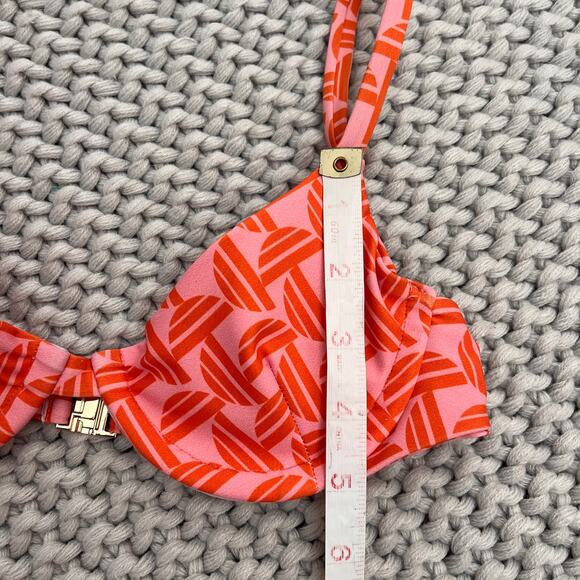 Skatie• ‘Claire’ Bikini Top in TROPICANA - Picture 12 of 13